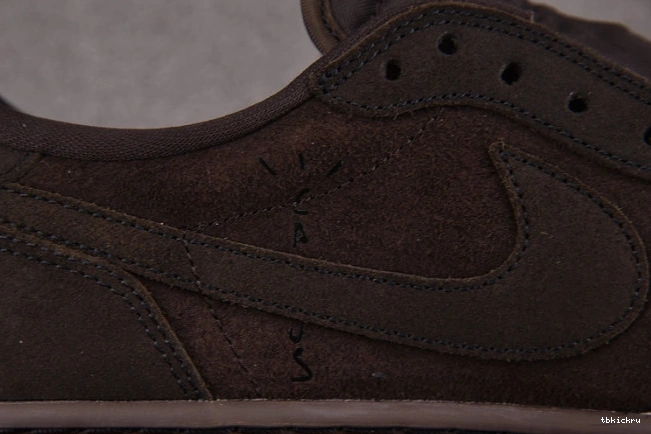 Cheap TBkick Travis Low Scott DM7866-202 x OG Air 1 Velvet Brown Jordan 0722